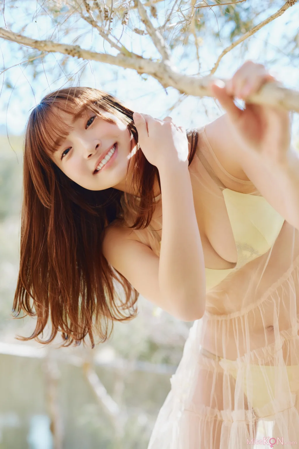 [JP] Natsuki Satonaka (里仲菜月): FRIDAYデジタル写真集 おとなっちゃん！ｖｏｌ．１ (53 photos) – Page 3