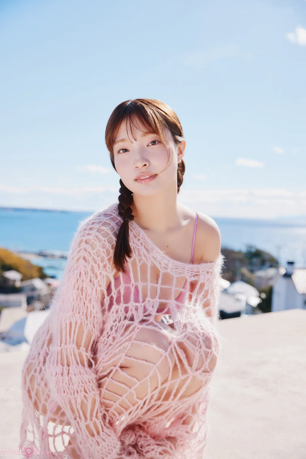 [JP] Natsuki Satonaka (里仲菜月): FRIDAYデジタル写真集 おとなっちゃん！ｖｏｌ．２ (51 photos)