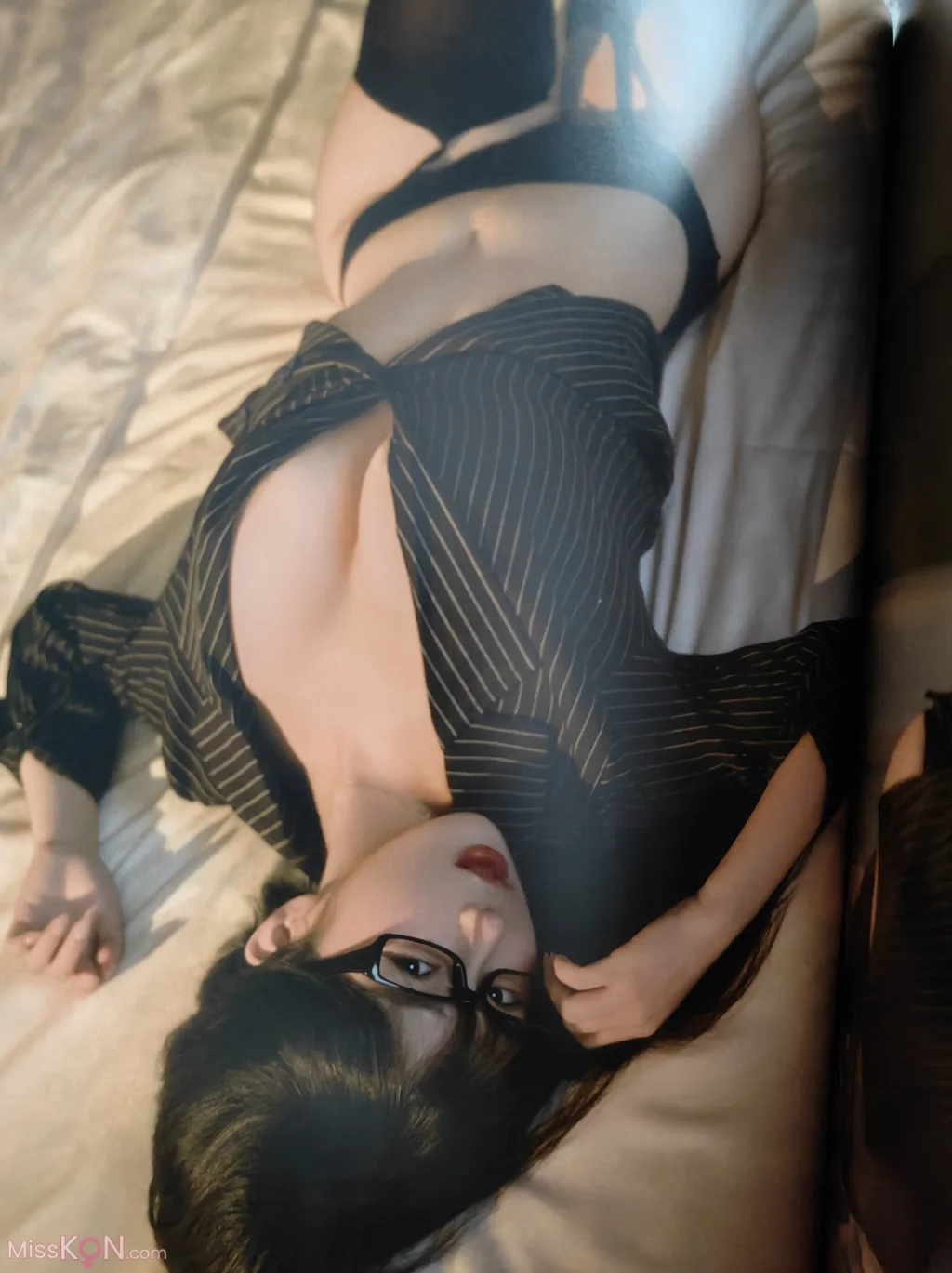 Coser@桜井宁宁: 私人秘书 (74 photos)