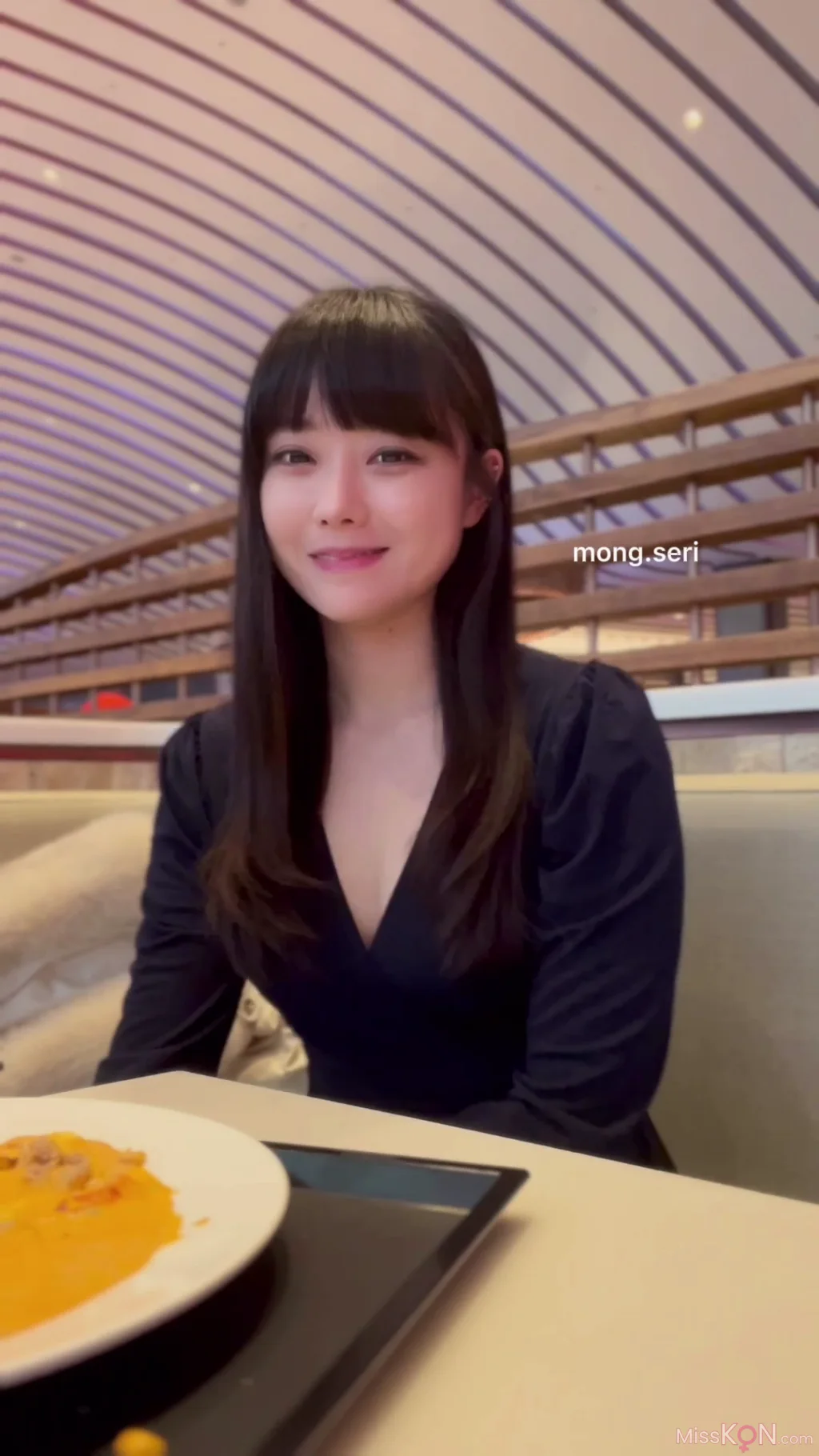 안풀린 몽세리 패트리온39 (원본) (26 photos + 2 videos)