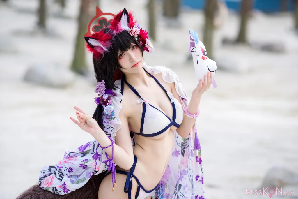 Coser@九柒喵: 蔚蓝档案 狐坂若藻 泳装 (23 photos)