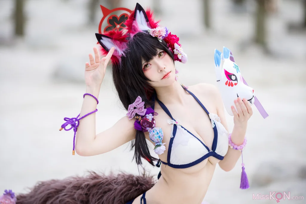 Coser@九柒喵: 蔚蓝档案 狐坂若藻 泳装 (23 photos)