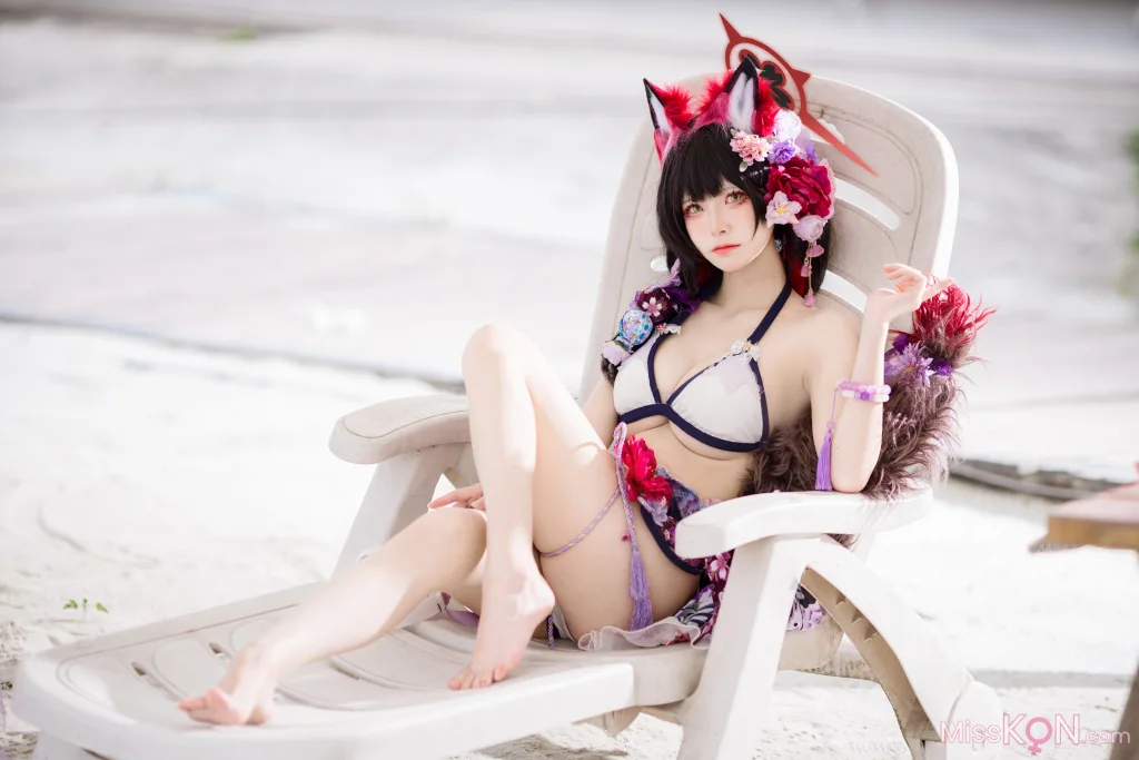 Coser@九柒喵: 蔚蓝档案 狐坂若藻 泳装 (23 photos)