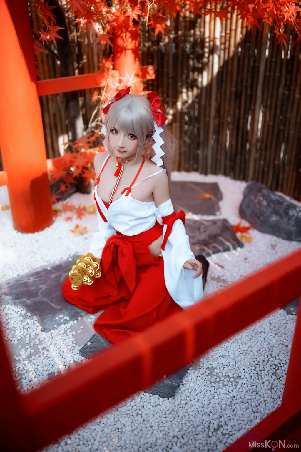Coser@是三不是世w: 碧蓝航线 可畏 巫女 (21 photos) – Page 2