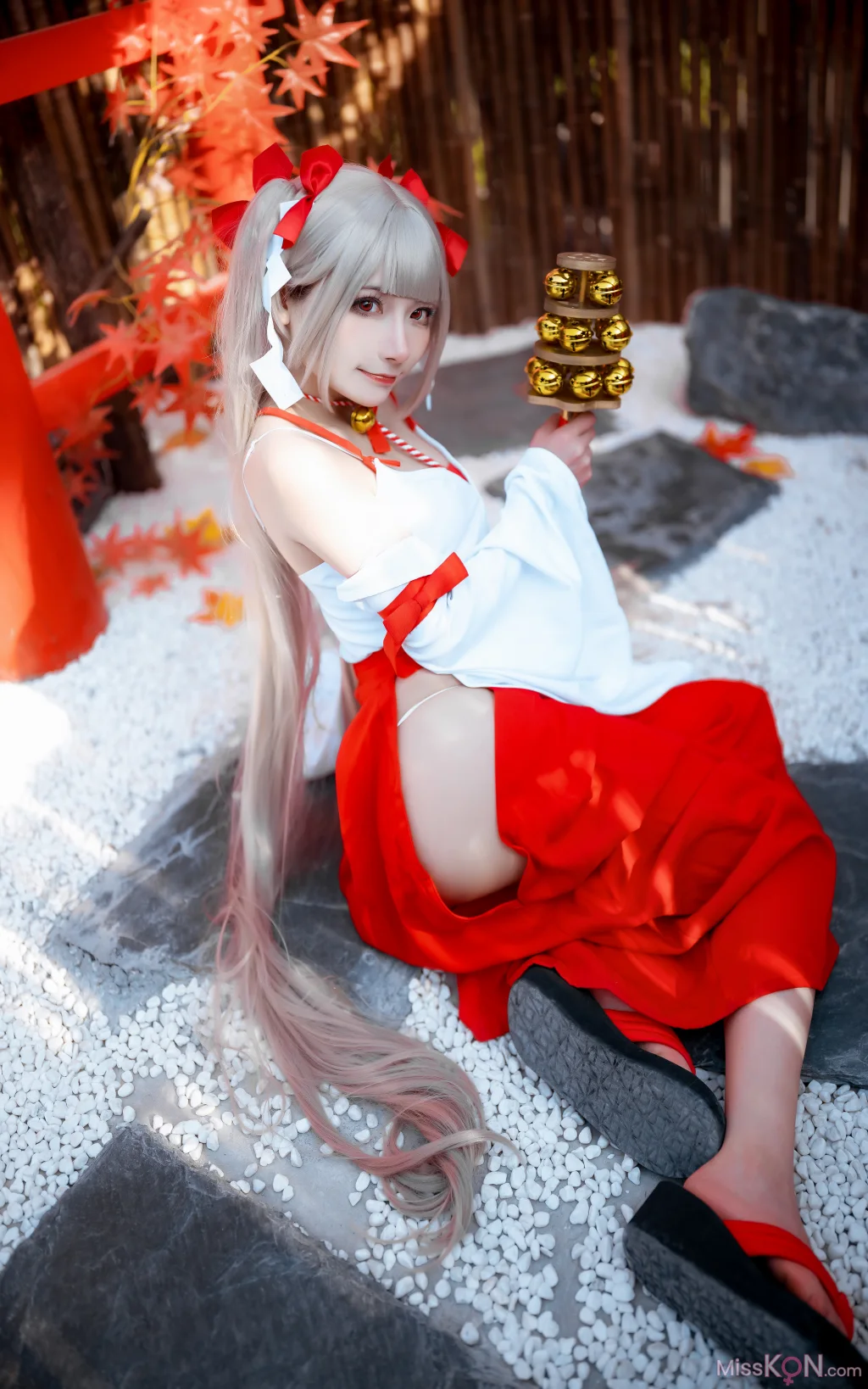 Coser@是三不是世w: 碧蓝航线 可畏 巫女 (21 photos) – Page 2