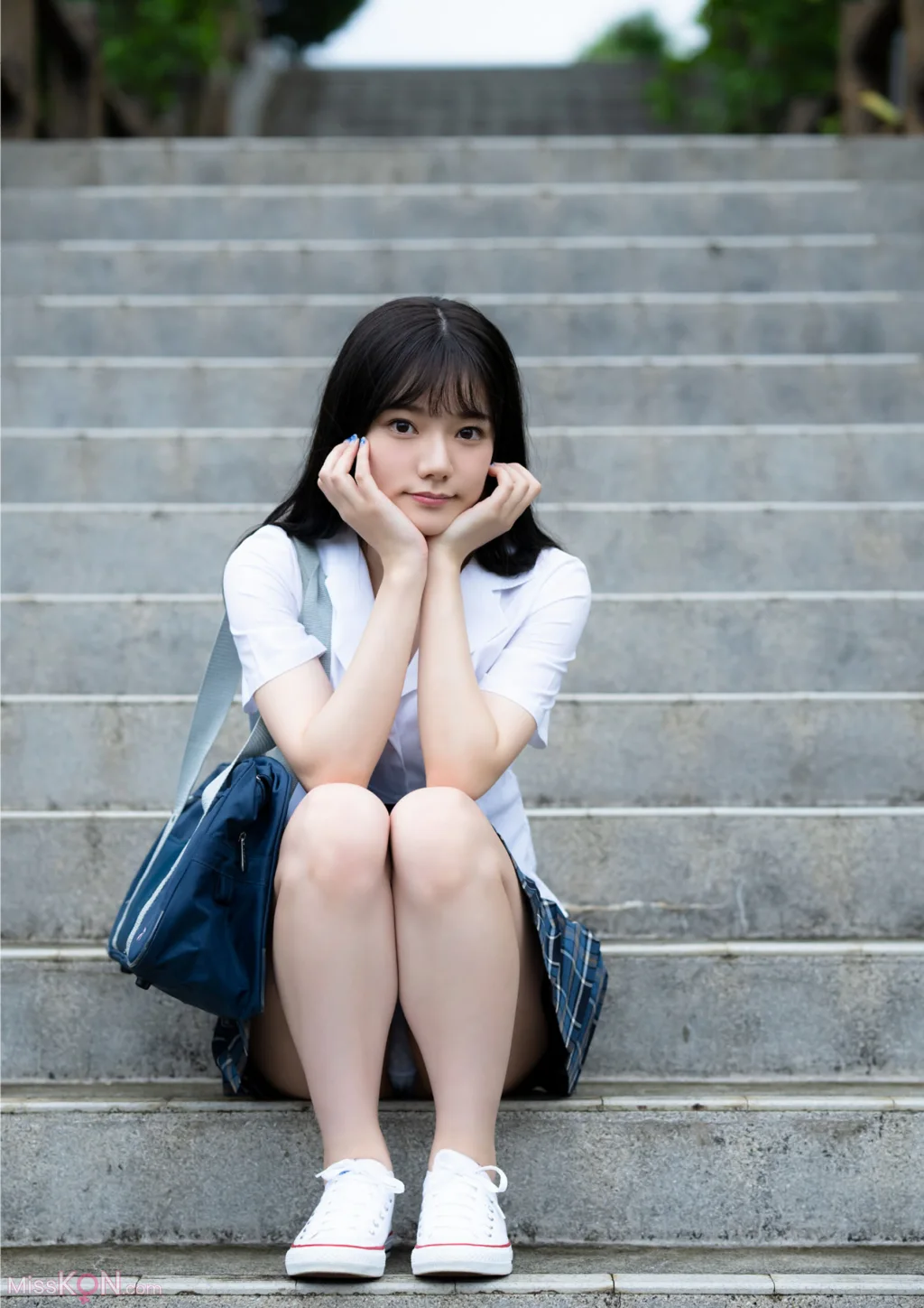 [JP] Rena Miyashita (宫下玲奈): 1st写真集『透明少女』増ページ デジタル特装版 (114 photos)