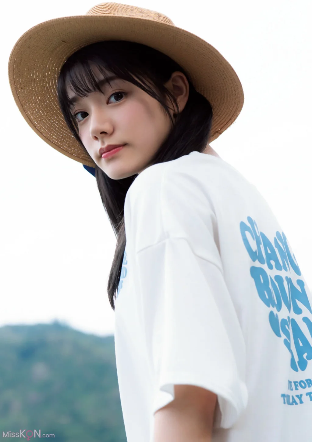 [JP] Rena Miyashita (宫下玲奈): 1st写真集『透明少女』増ページ デジタル特装版 (114 photos) – Page 3