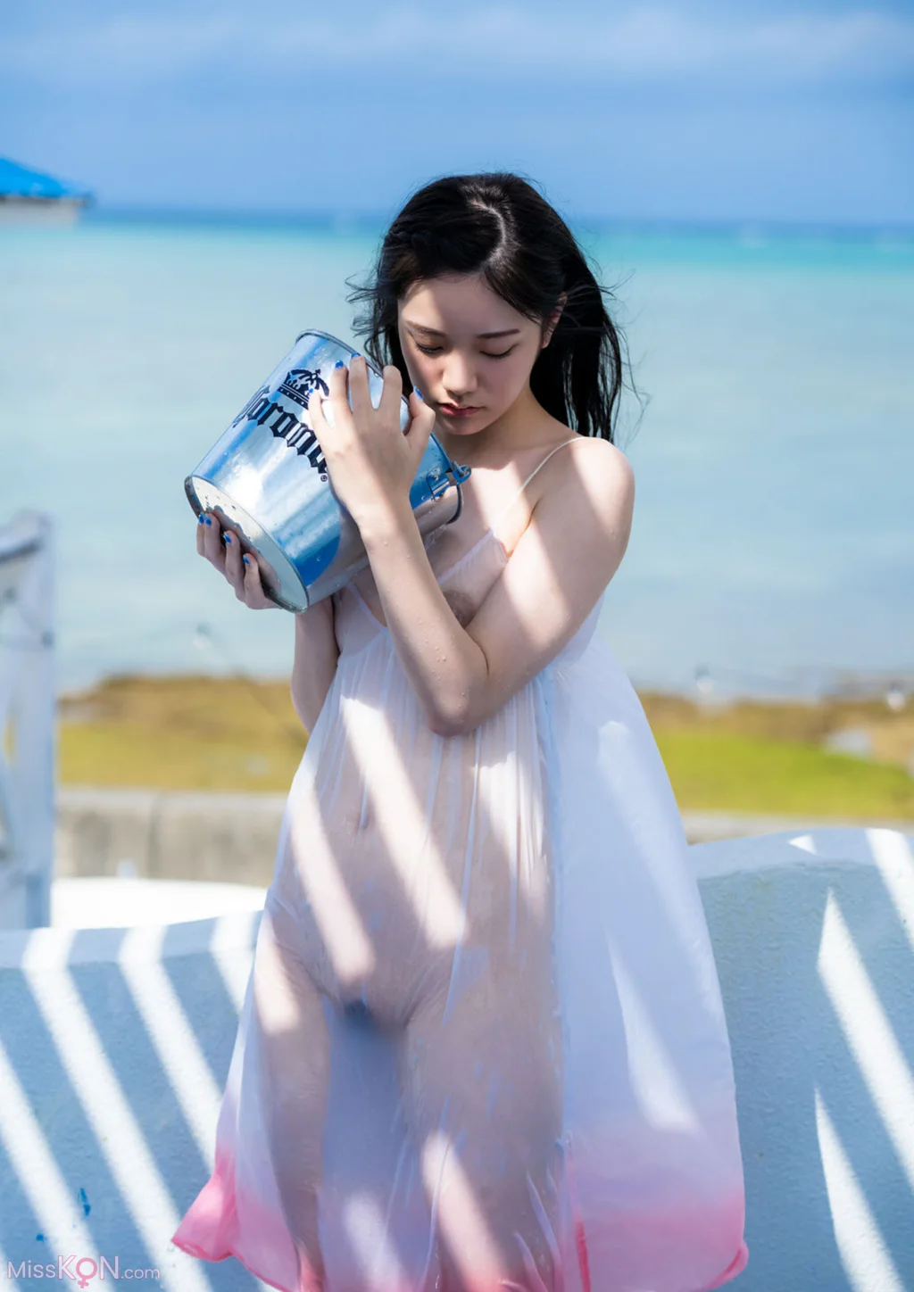 [JP] Rena Miyashita (宫下玲奈): 1st写真集『透明少女』増ページ デジタル特装版 (114 photos) – Page 4