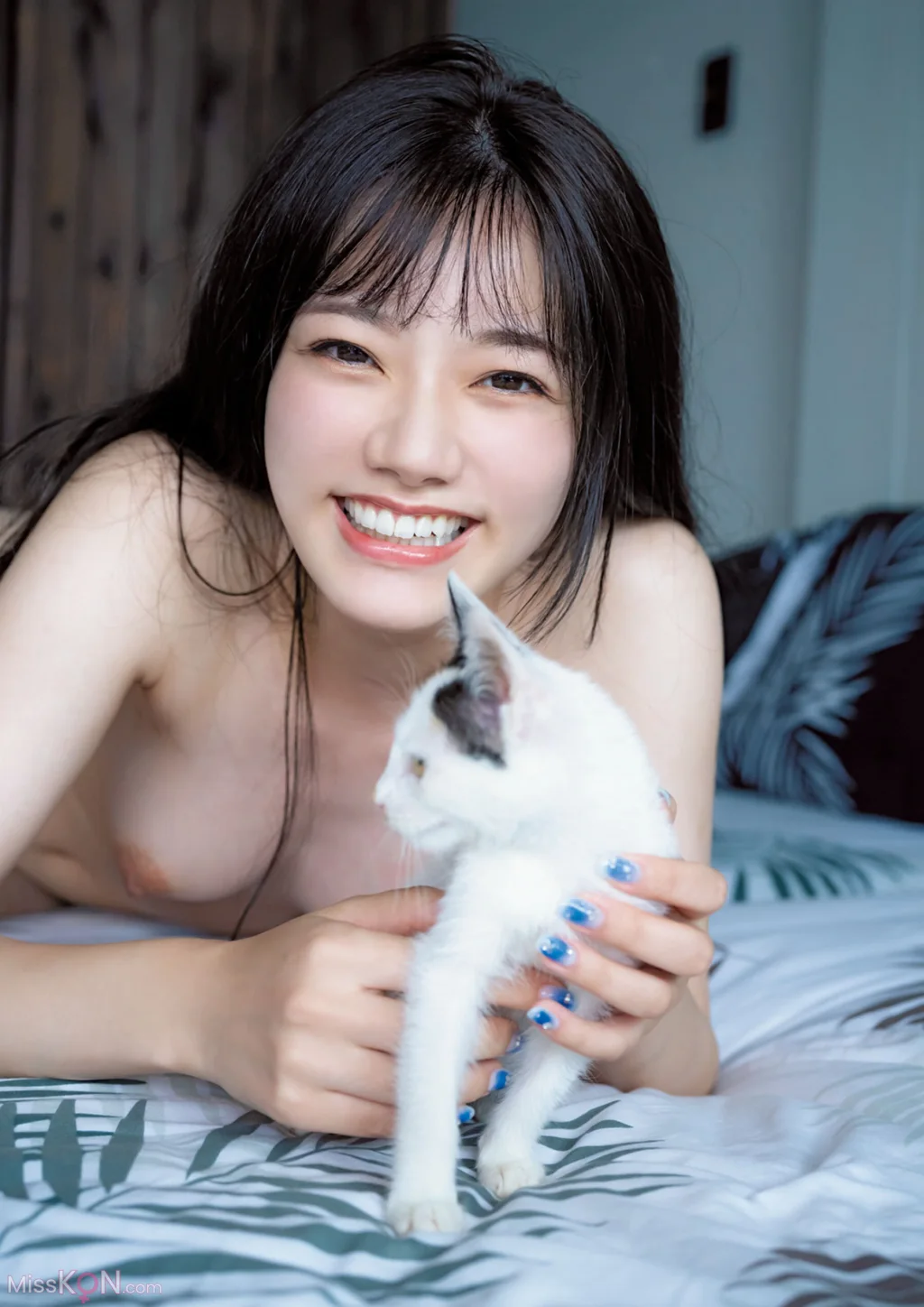 [JP] Rena Miyashita (宫下玲奈): 1st写真集『透明少女』増ページ デジタル特装版 (114 photos) – Page 4