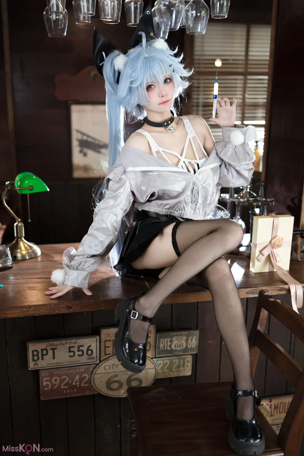 Coser@九柒喵: 少女前线 芙洛伦 药心 (29 photos)