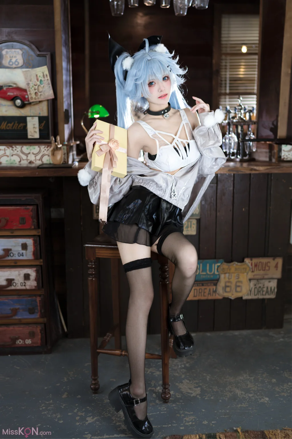 Coser@九柒喵: 少女前线 芙洛伦 药心 (29 photos) – Page 2