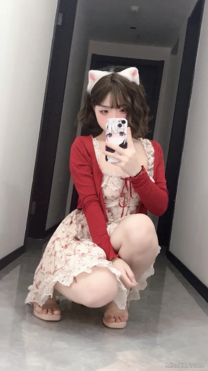 Coser@Bangni邦尼: 限定女友 (40 photos + 11 videos)