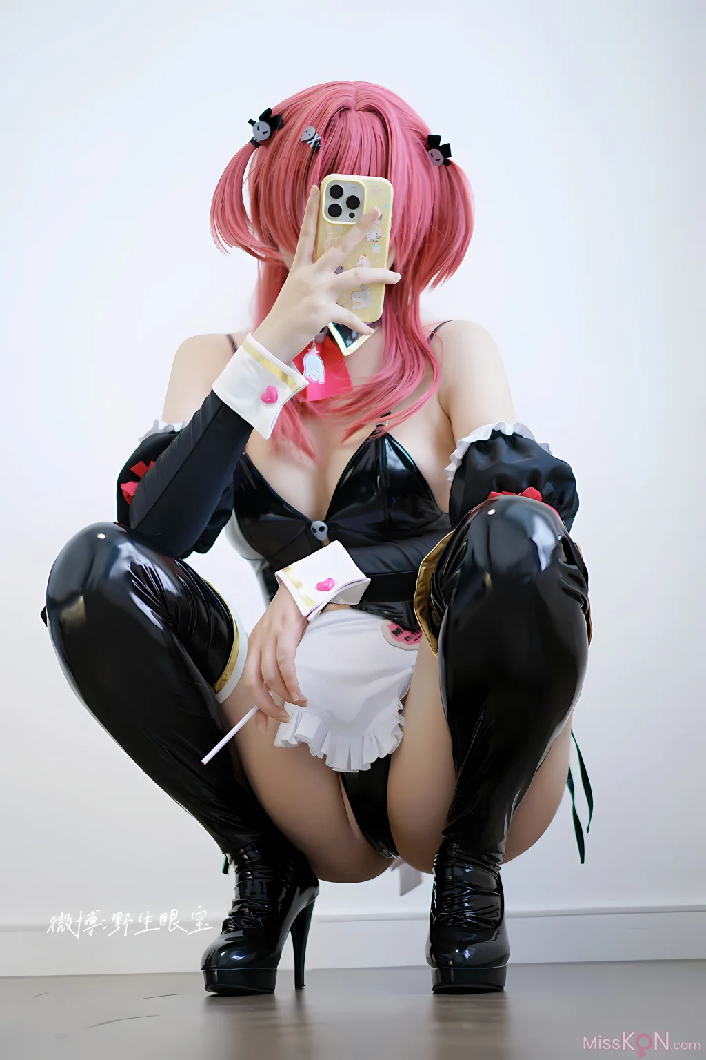 Coser@眼酱大魔王w: Fantia 2025年07月订阅 (32 photos)