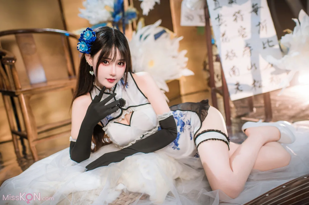 Coser@羽生三未: 艳娘幻梦谭 瓶儿 青花瓷旗袍 (25 photos) – Page 2