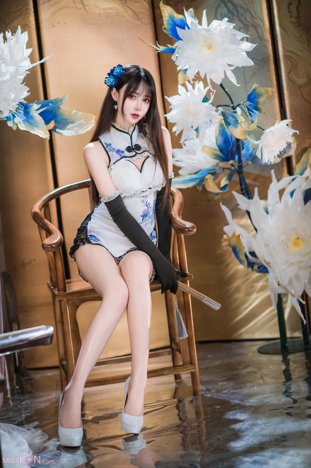 Coser@羽生三未: 艳娘幻梦谭 瓶儿 青花瓷旗袍 (25 photos) – Page 2