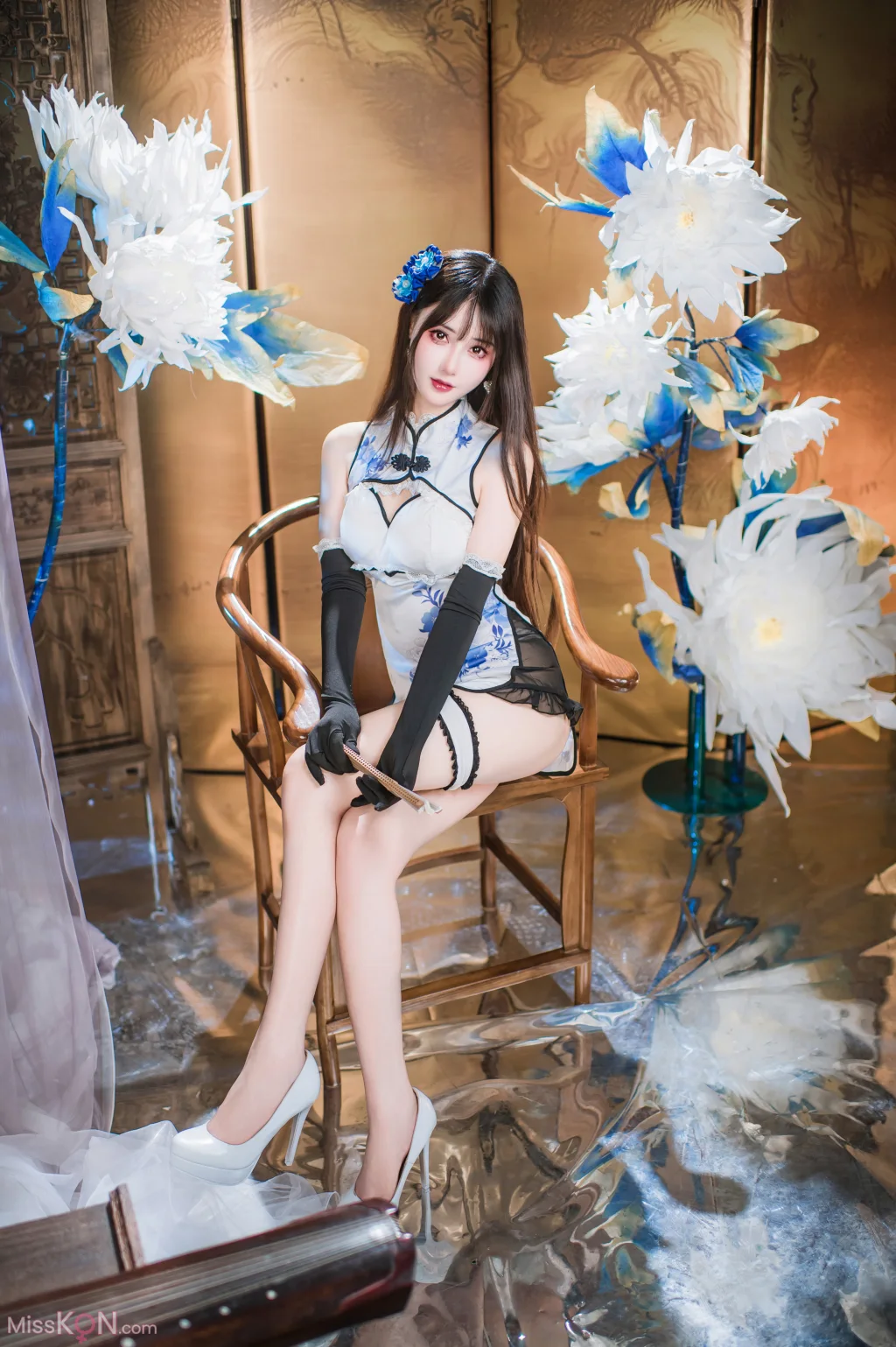 Coser@羽生三未: 艳娘幻梦谭 瓶儿 青花瓷旗袍 (25 photos) – Page 2