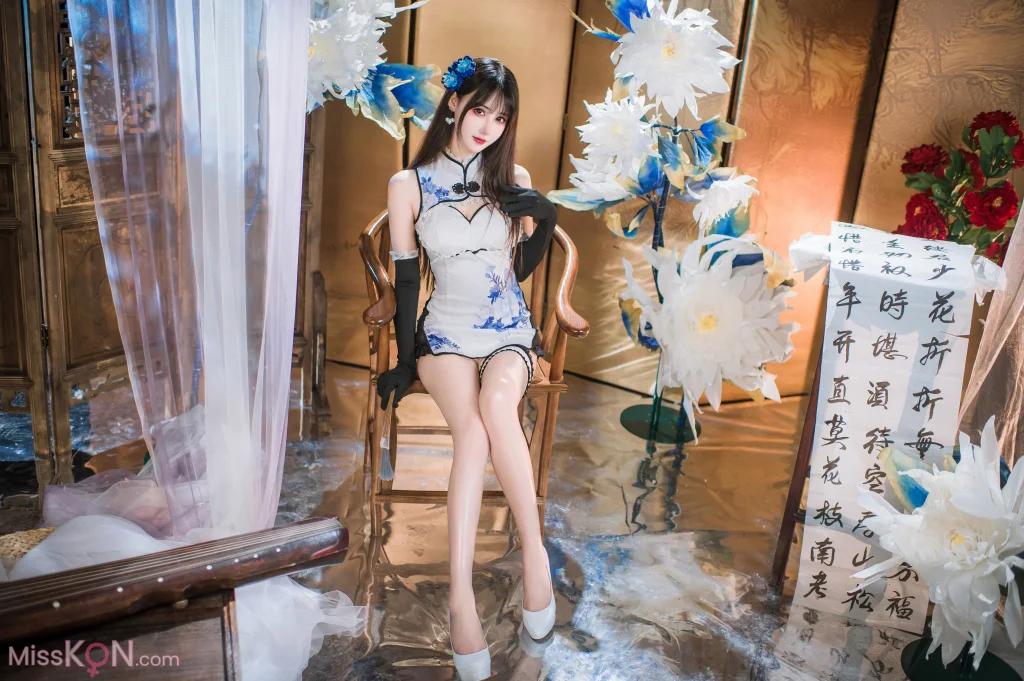 Coser@羽生三未: 艳娘幻梦谭 瓶儿 青花瓷旗袍 (25 photos) – Page 2