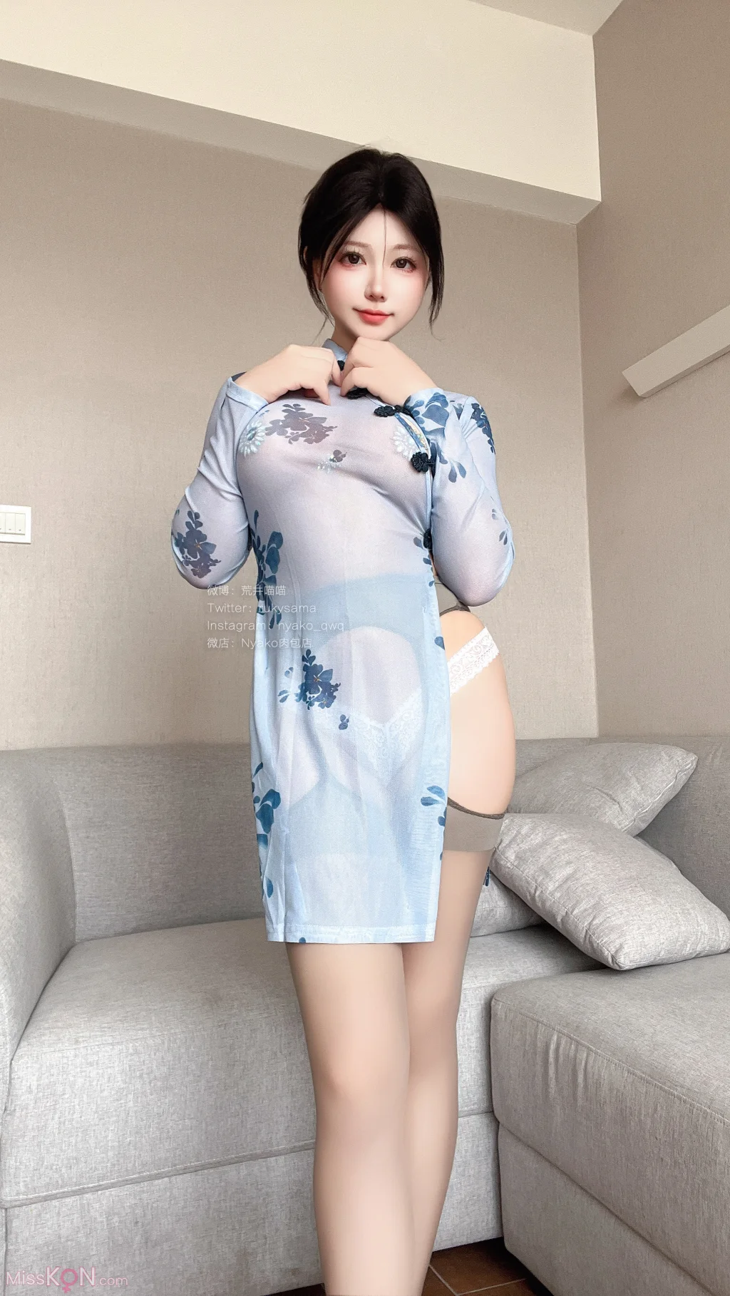 Coser@Nyako喵子: 自撮り31 灰丝旗袍 (55 photos + 1 video) – Page 2