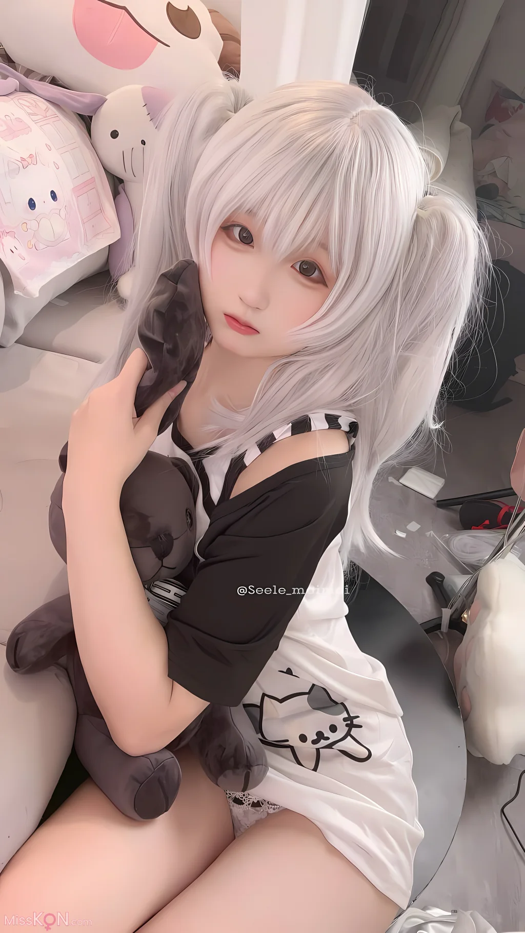Coser@Seele麦麦: 白色双马尾 (16 photos) – Page 2