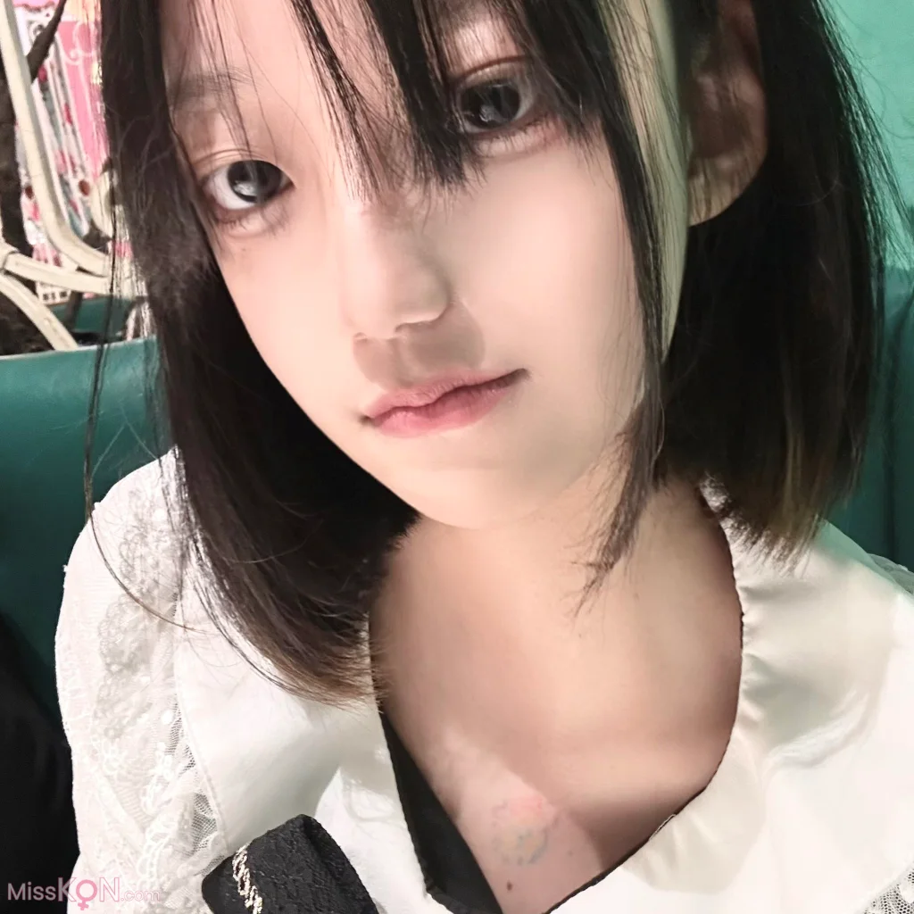 雪代巴: 清纯反差嫩妹 被金主爸爸调教 (105 photos + 24 videos)