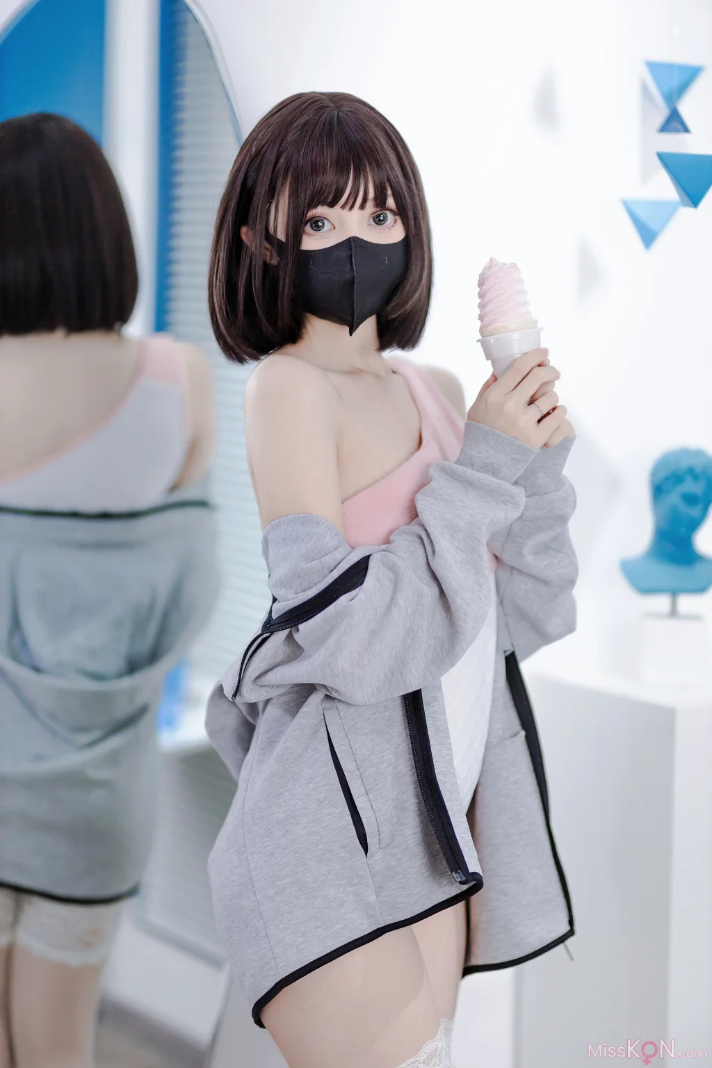 Coser@洛桑w伊梓: 甜筒 (40 photos)