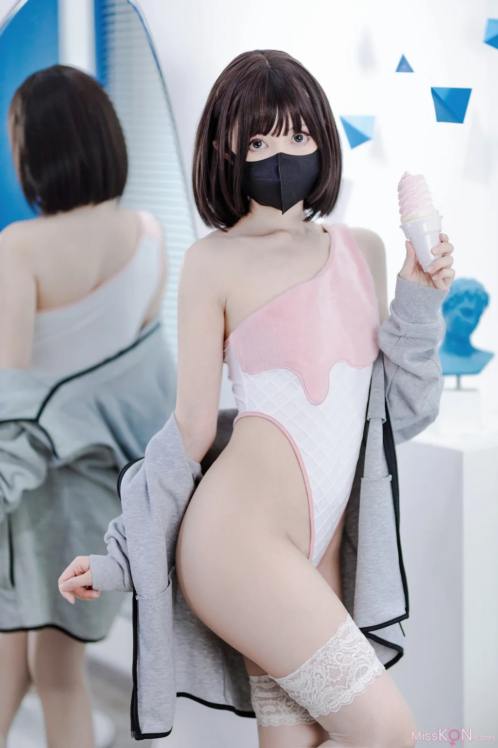 Coser@洛桑w伊梓: 甜筒 (40 photos)