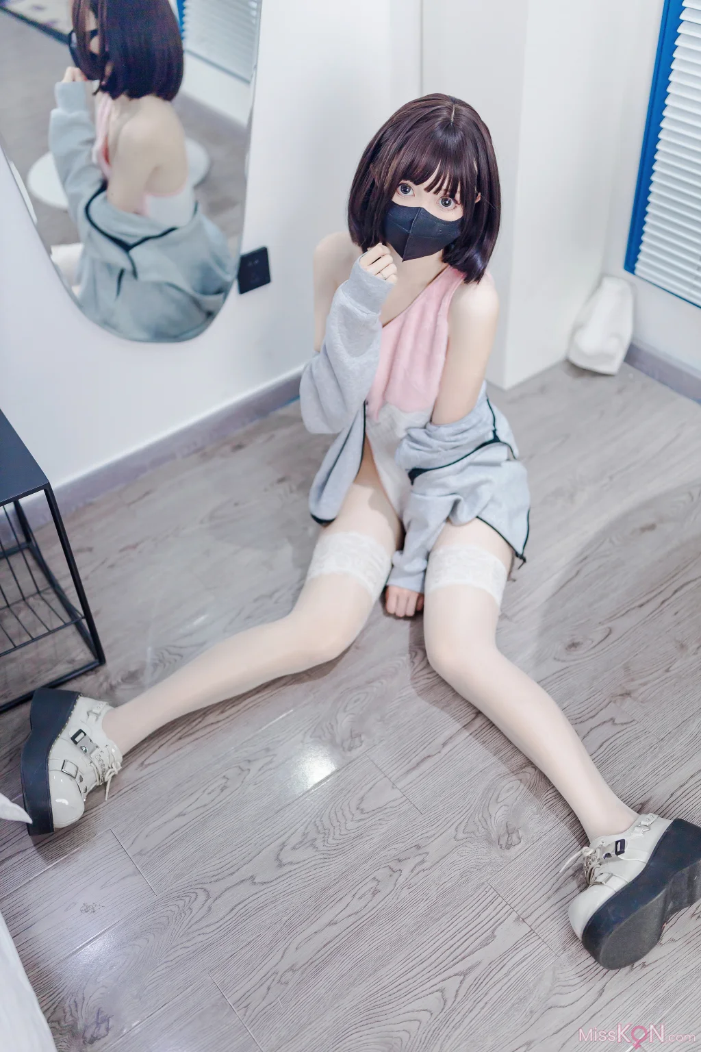 Coser@洛桑w伊梓: 甜筒 (40 photos) – Page 2