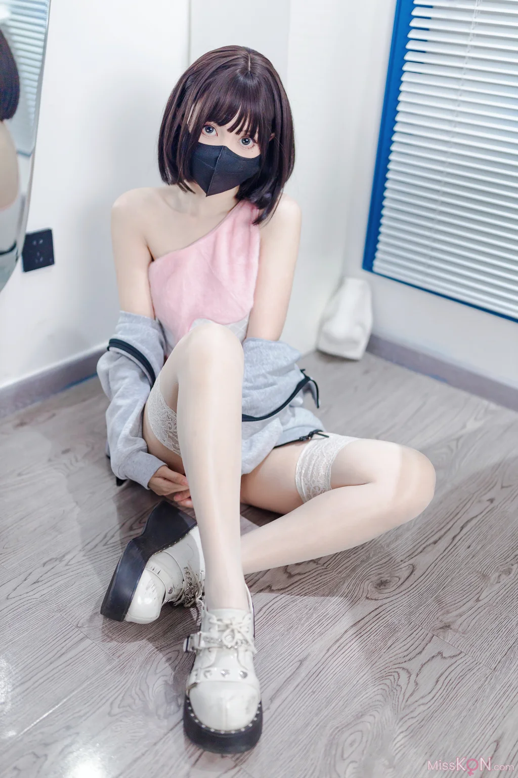 Coser@洛桑w伊梓: 甜筒 (40 photos) – Page 3