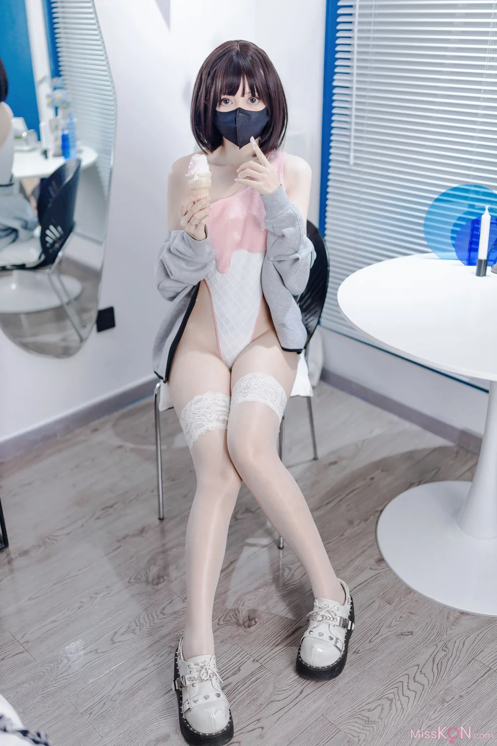 Coser@洛桑w伊梓: 甜筒 (40 photos) – Page 3