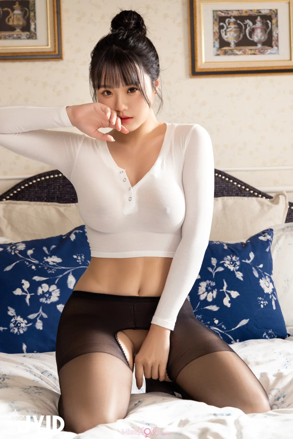 [JVID] Angela寶7: 極品巨乳《寶七》最強的一輯🔞 超羞恥露出！簍空絲襪情趣透視幾近全裸🔥🔥🔥 (91 photos)