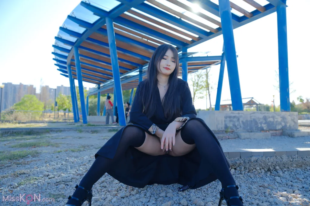 [Private Photoshoot] 小泽: 黑丝御姐 户外露出 (1201 photos + 2 videos) – Page 3