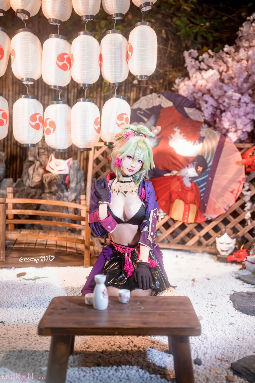 Coser@七七娜娜子: 久岐忍同人 (41 photos + 9 videos)