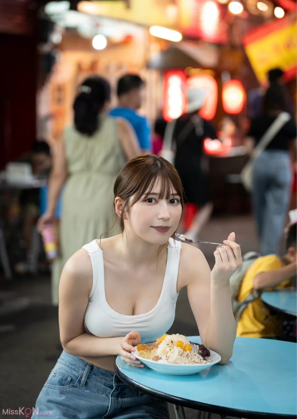 [JP] Risa Yukihira (雪平莉左):【デジタル限定 YJ PHOTO BOOK】写真集「さわがしくても、きっと振り返る」 (56 photos)