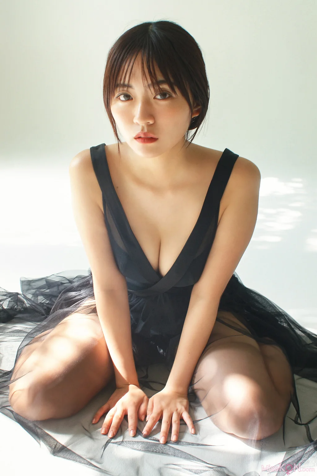 [JP] Toyoda Runa (豊田ルナ): 【全７０Ｐ】あの子が水着にきがえたら… ヤンマガデジタル写真集 (71 photos)