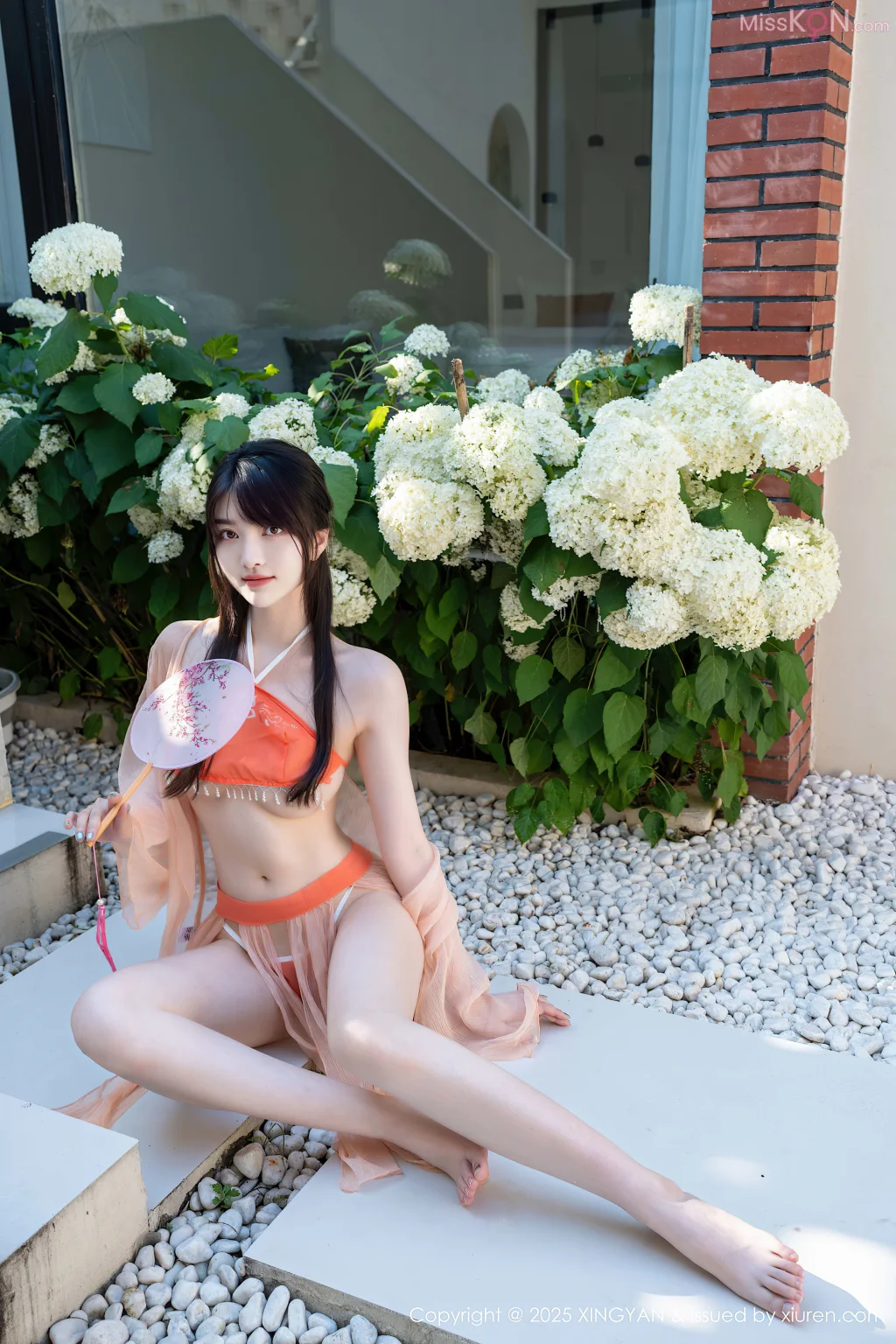 XingYan Vol.369: 白露lulu (69 photos)