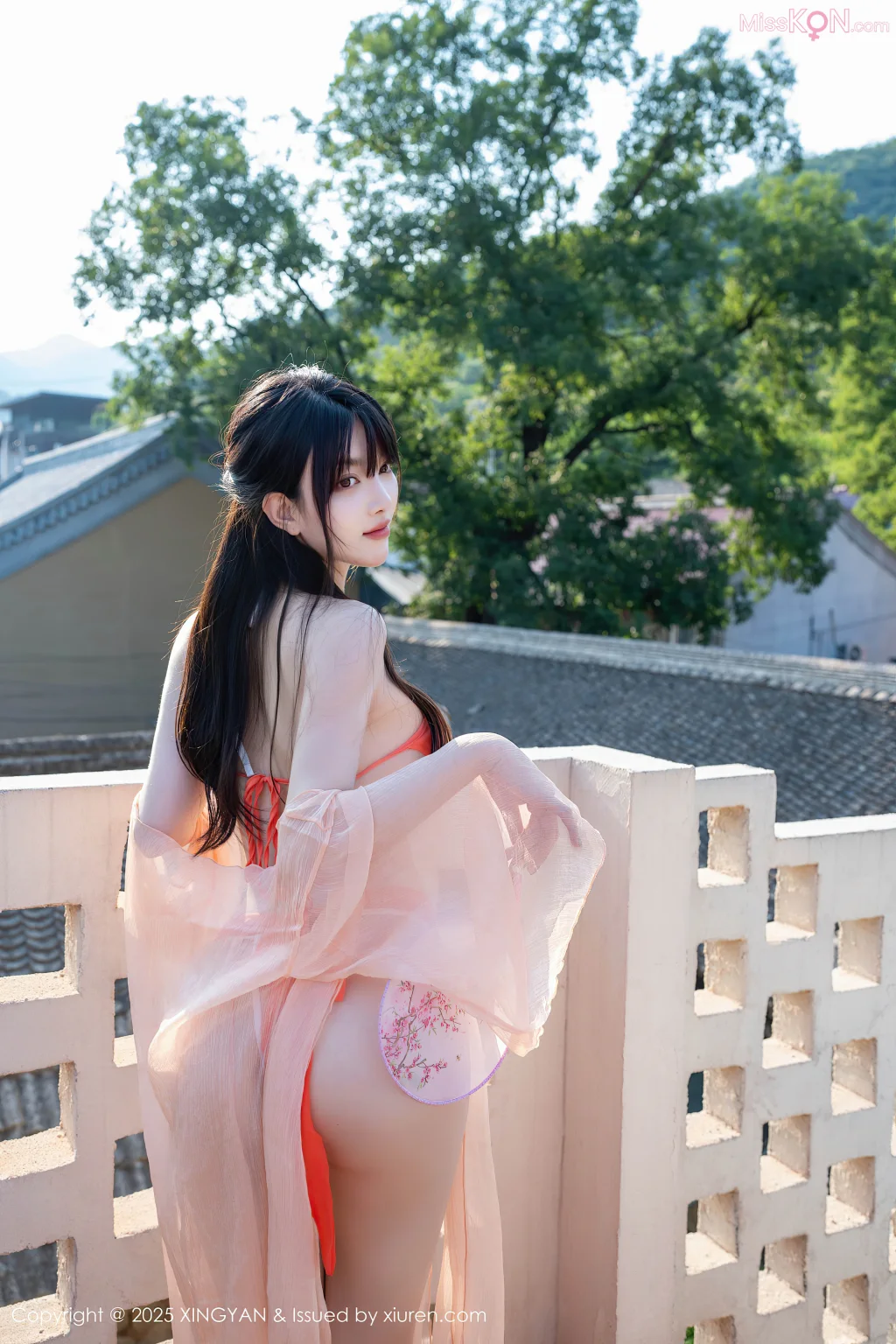 XingYan Vol.369: 白露lulu (69 photos)