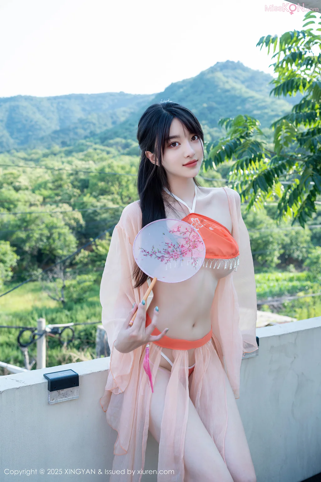 XingYan Vol.369: 白露lulu (69 photos)