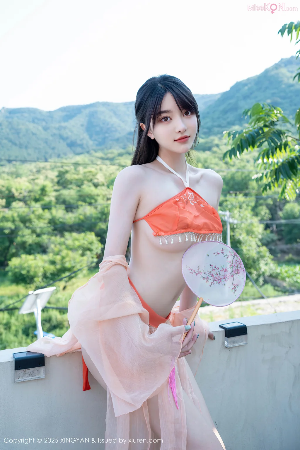 XingYan Vol.369: 白露lulu (69 photos)