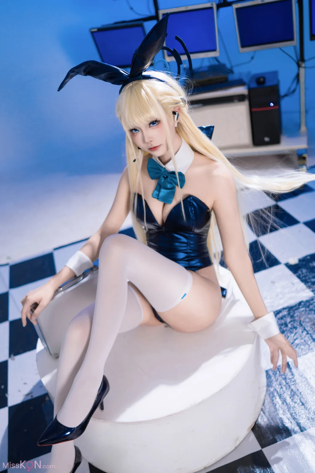 Coser@艾西aiwest: 飞鸟马时兔女郎 (34 photos)