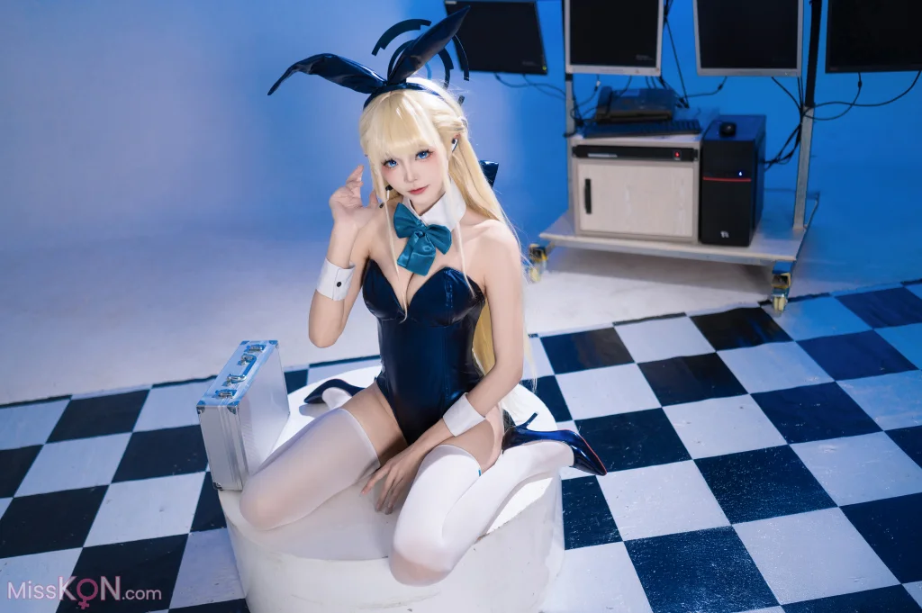 Coser@艾西aiwest: 飞鸟马时兔女郎 (34 photos)