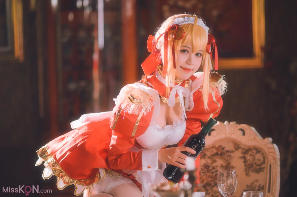 Coser@千反田鹿子: 尼禄女仆 (34 photos)