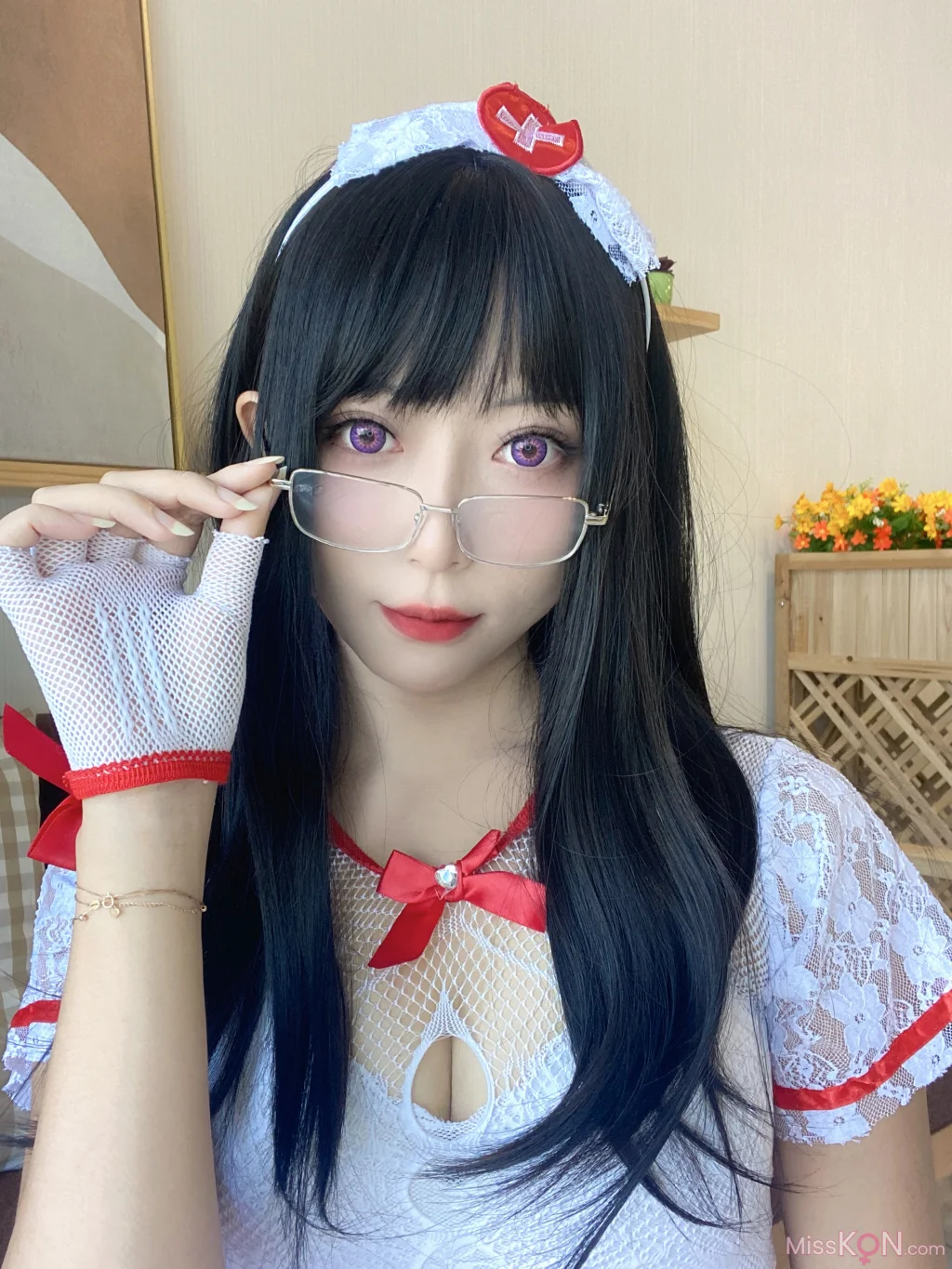 Coser@Money冷冷: 白网护士套 (48 photos)