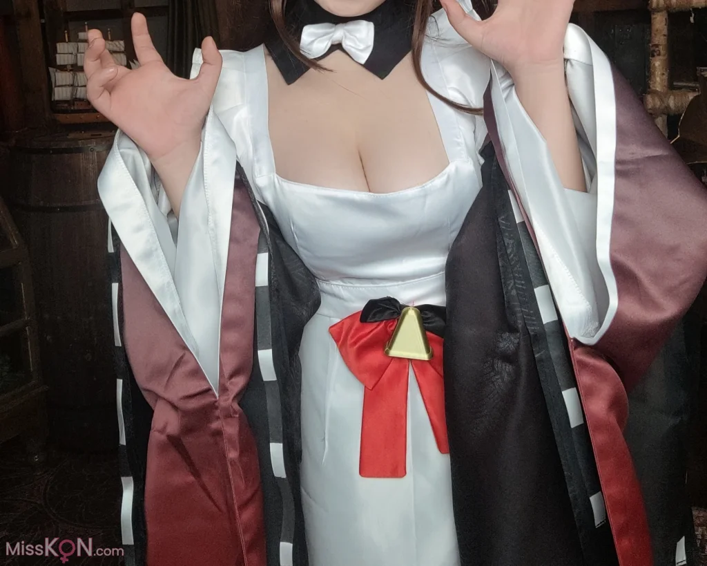 Coser@七七娜娜子: 樫野牛牛女仆 (41 photos + 7 videos)