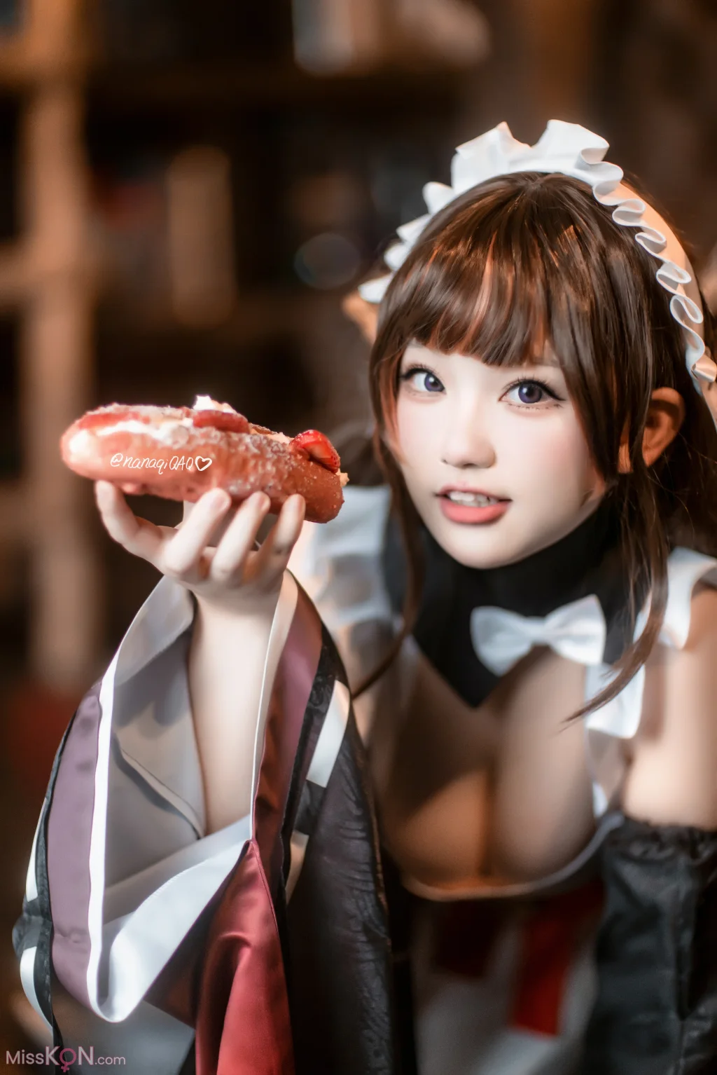 Coser@七七娜娜子: 樫野牛牛女仆 (41 photos + 7 videos)