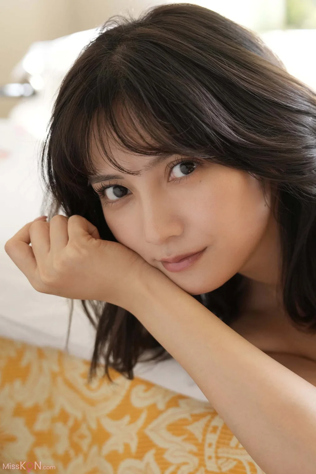[JP] Momotsuki Nashiko (桃月なしこ): デジタル写真集 恋は経費で落ちますか？ (デジタルブルグラ) (40 photos)