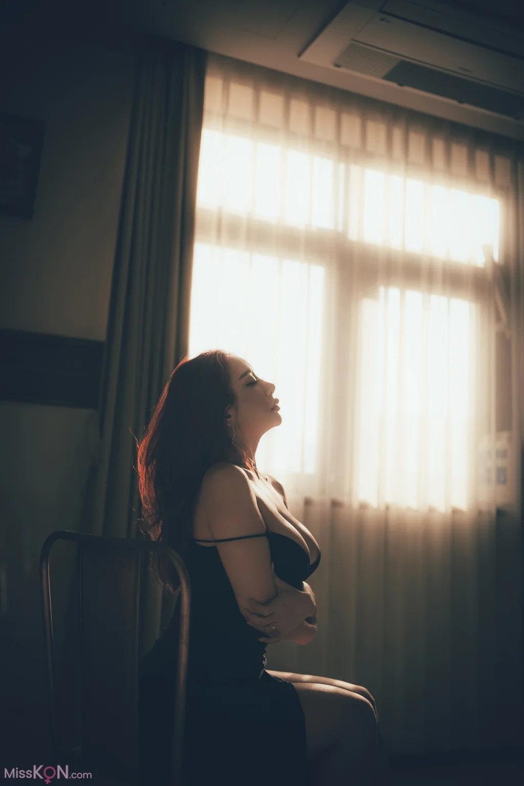 SOYOUNG: In The Hotel (58 photos)
