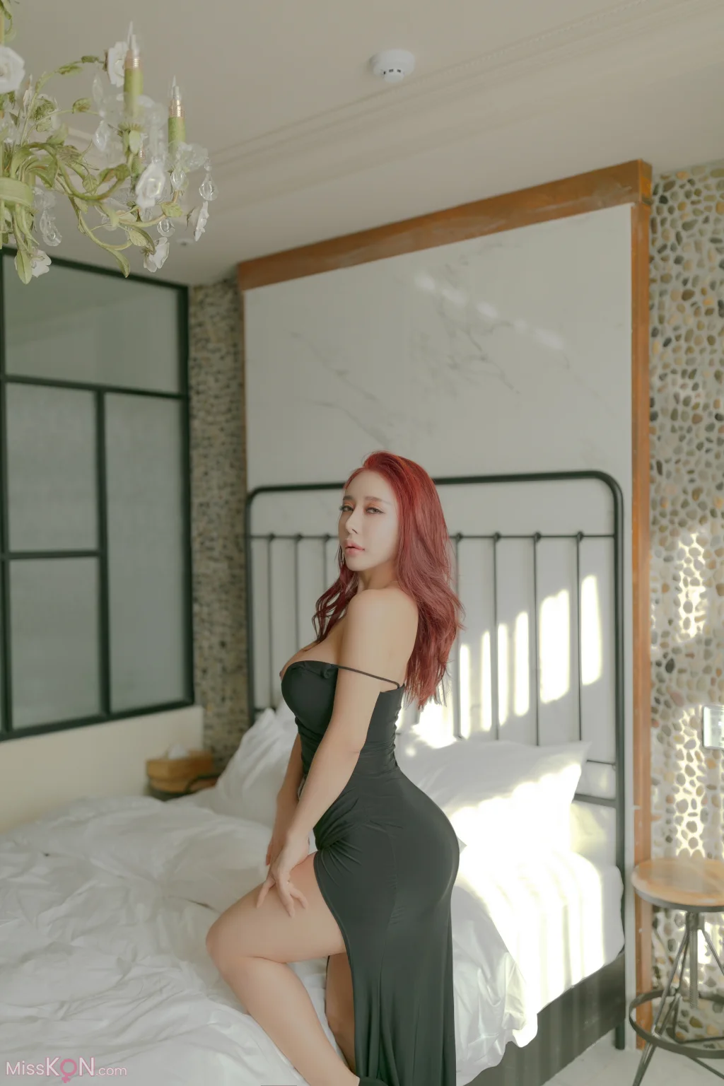 SOYOUNG: In The Hotel (58 photos)