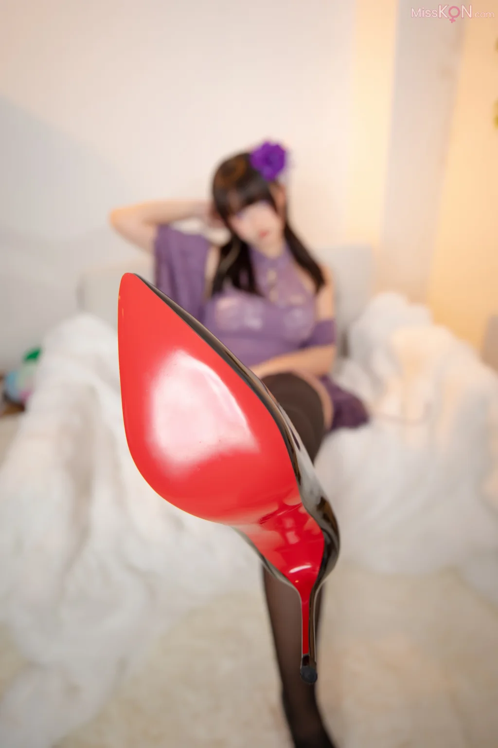 Coser@神楽坂真冬: 紫色心情 (75 photos + 2 videos)