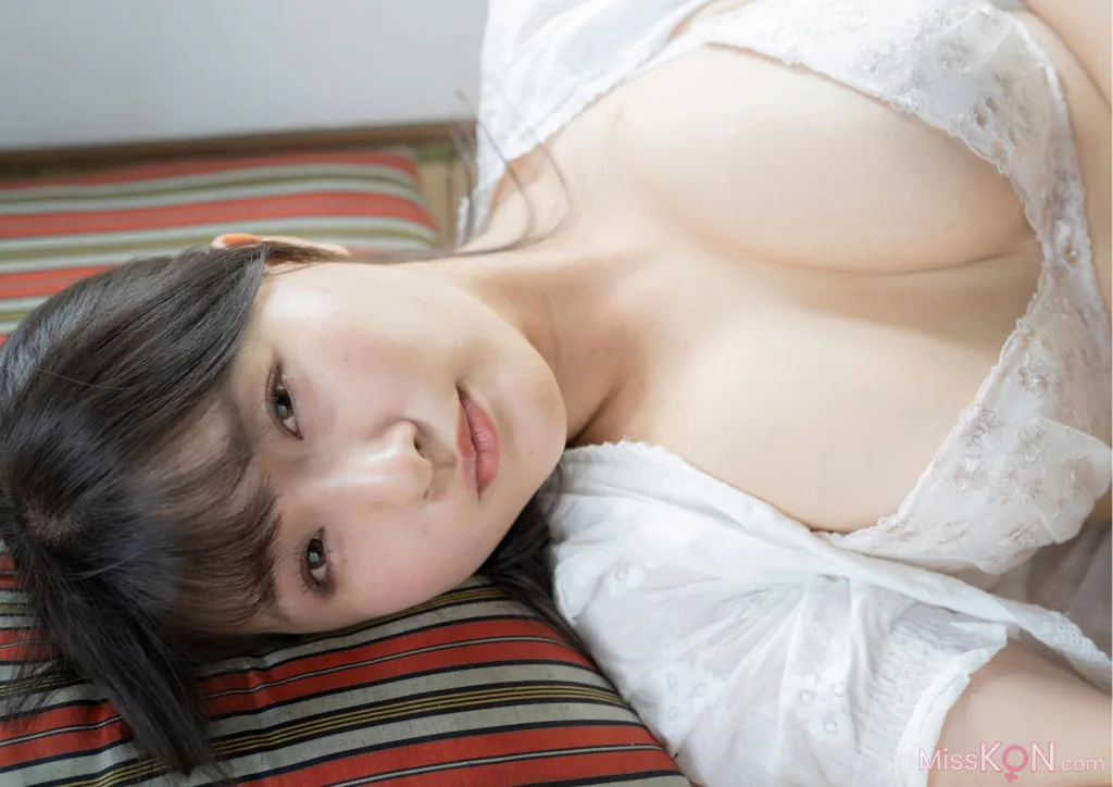 [JP] Tsumugi Hara (原つむぎ): Exciting Girls デジタル写真集 もしもあのグラドルが若妻だったら (59 photos)