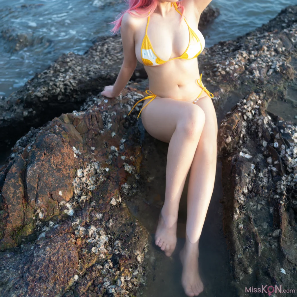 Coser@七七娜娜子: 穗香泳衣 (31 photos + 4 videos) – Page 3